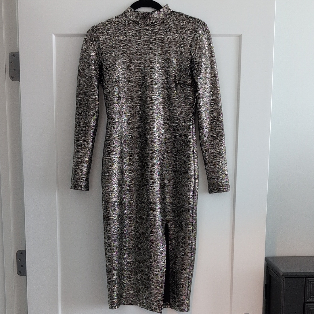 Shimmer Dress With Slit